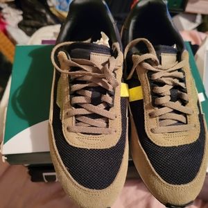 Army Green Puma Sneakers